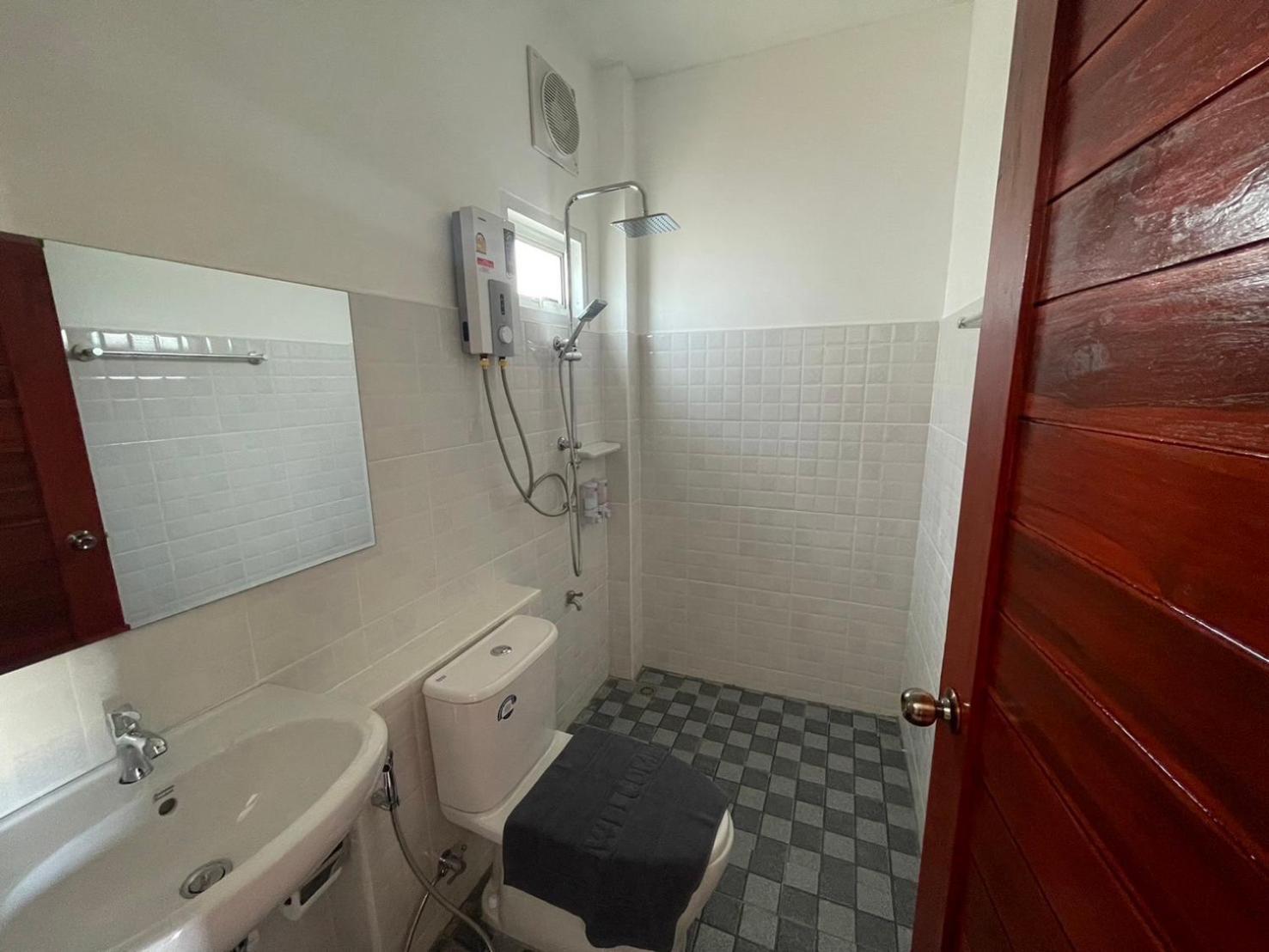 Jeerat House จิรัสเฮ้าส์ Apartment Phayao Exterior photo